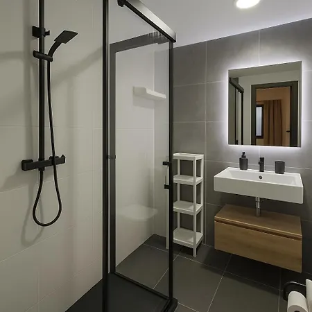 Msuites *